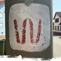 Wegzeichen-Rotes-W Wegzeichen-Rotes-W